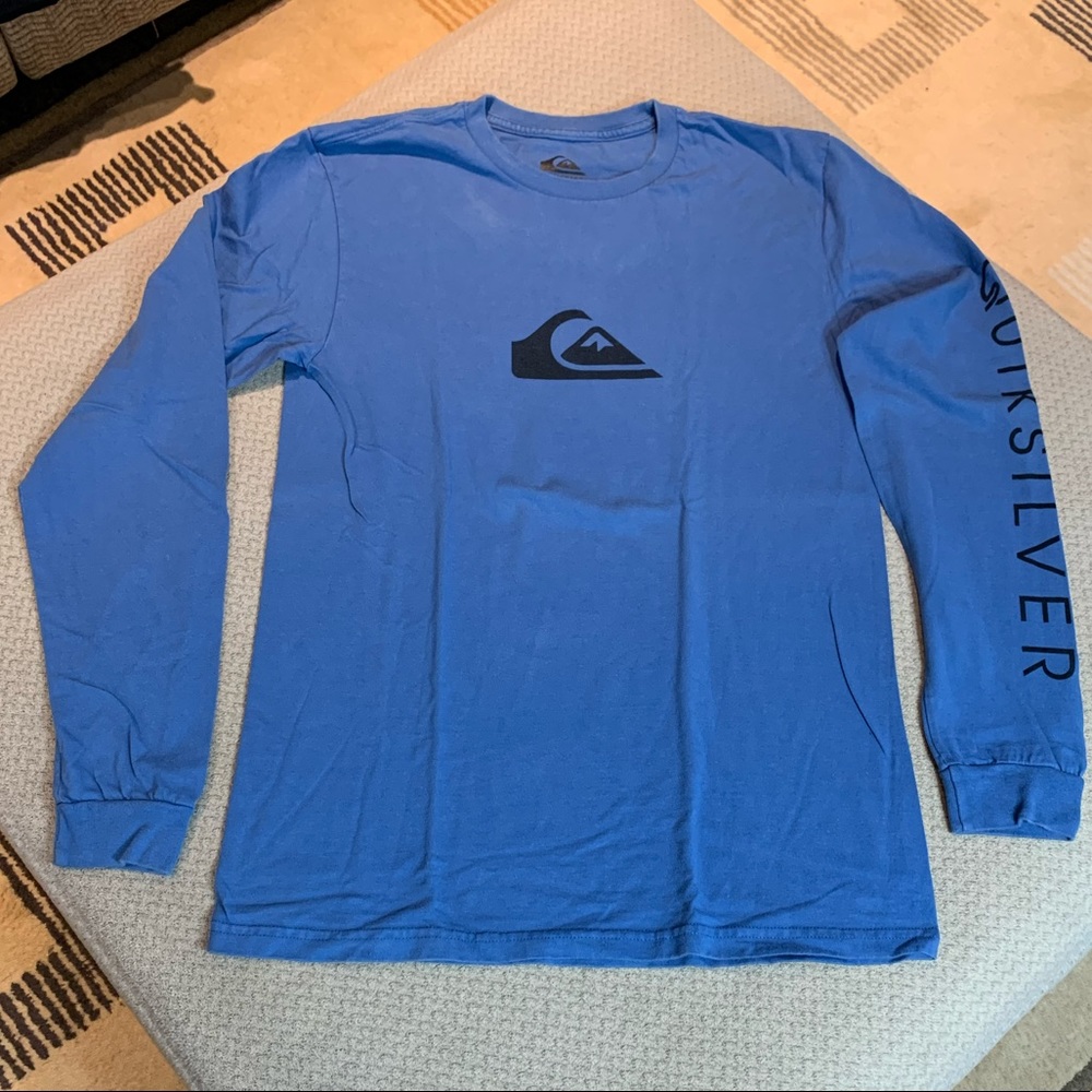 Medium Quiksilver  long sleeve T-Shirt